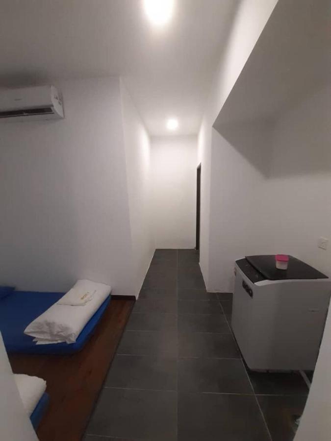 Roxy Sematan Villa & Townhouse Extérieur photo